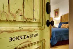*Hideout BonnieClyde