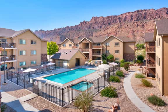 1L RedCliff - MM - Image 1