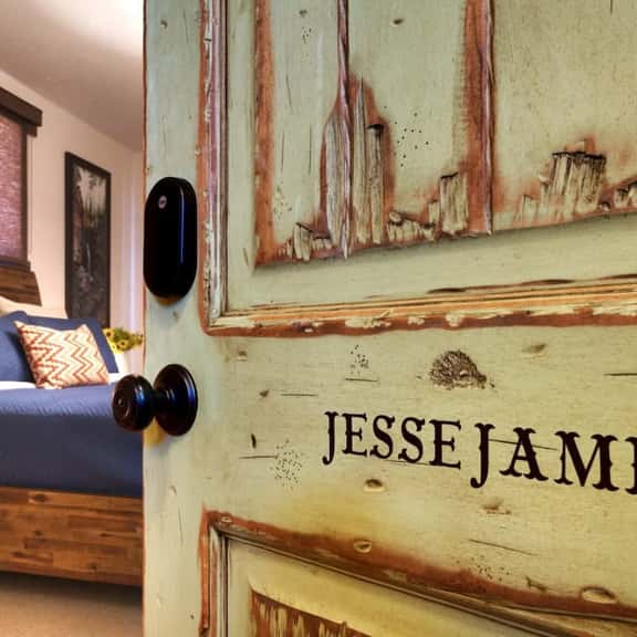 *Hideout Jesse James - Image 1