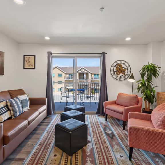 2E RedCliff - BS - Image 1