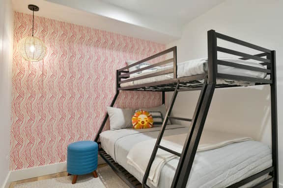*Inn Towner #4